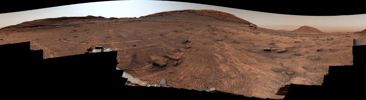 Curiosity Discovers Bee Hive-like Structures on Mars