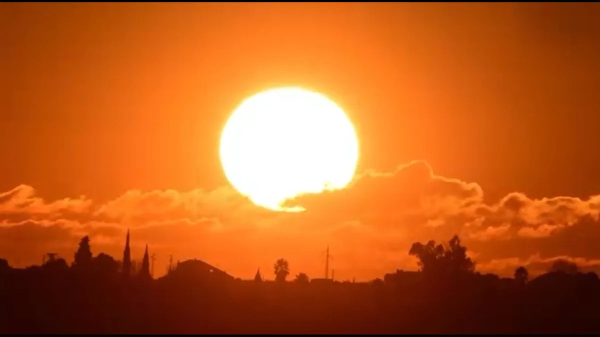 The Sun and the Moon - Astromares